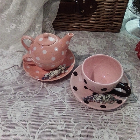 Pink Polka Dot Tea Set for Kids - Picture 2 of 9